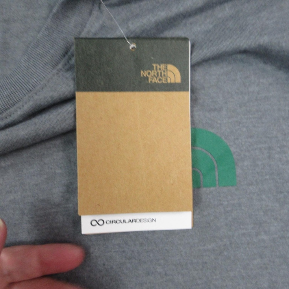 The North Face Shirt Mens Large Gray Crown Shyness Tee Short Sleeve Graphic NWT - Picture 6 of 14